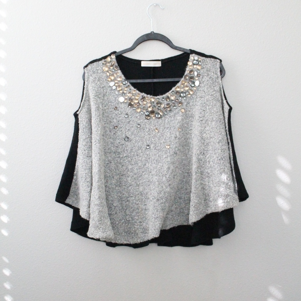 Chic Embroidery Sleeveless Knit Blouse